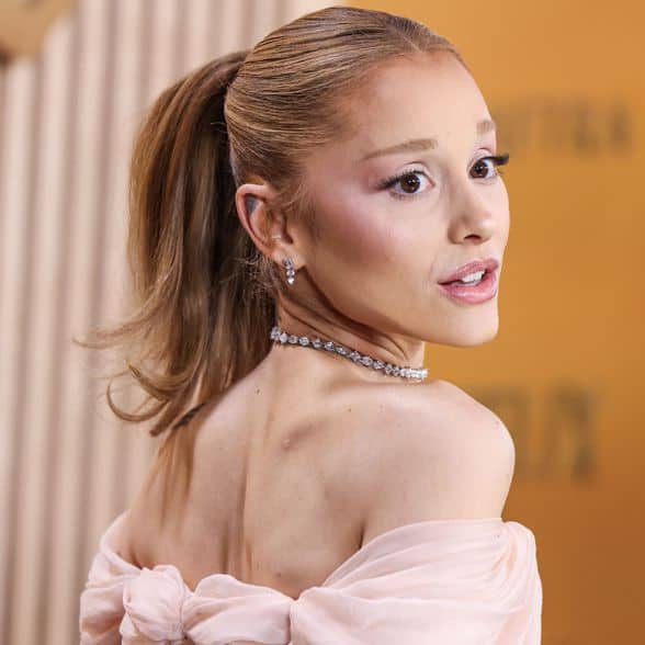 ariana grande image 2